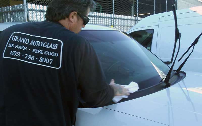 Grand Auto Glass | 6321 W Berridge Ln, Glendale, AZ 85301 | Phone: (602) 795-3007