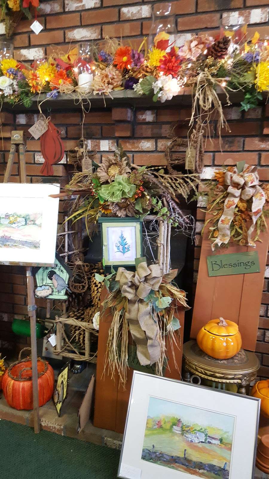 Lincoln Gardens Florist | 1688-A, Old Louisquisset Pike, Lincoln, RI 02865, USA | Phone: (401) 722-2722