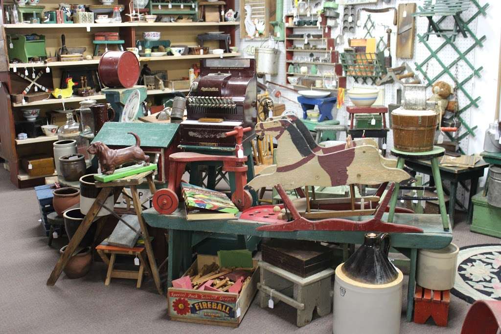 Antique Village of Strasburg | 227 Hartman Bridge Rd, Ronks, PA 17572, USA | Phone: (717) 687-9813