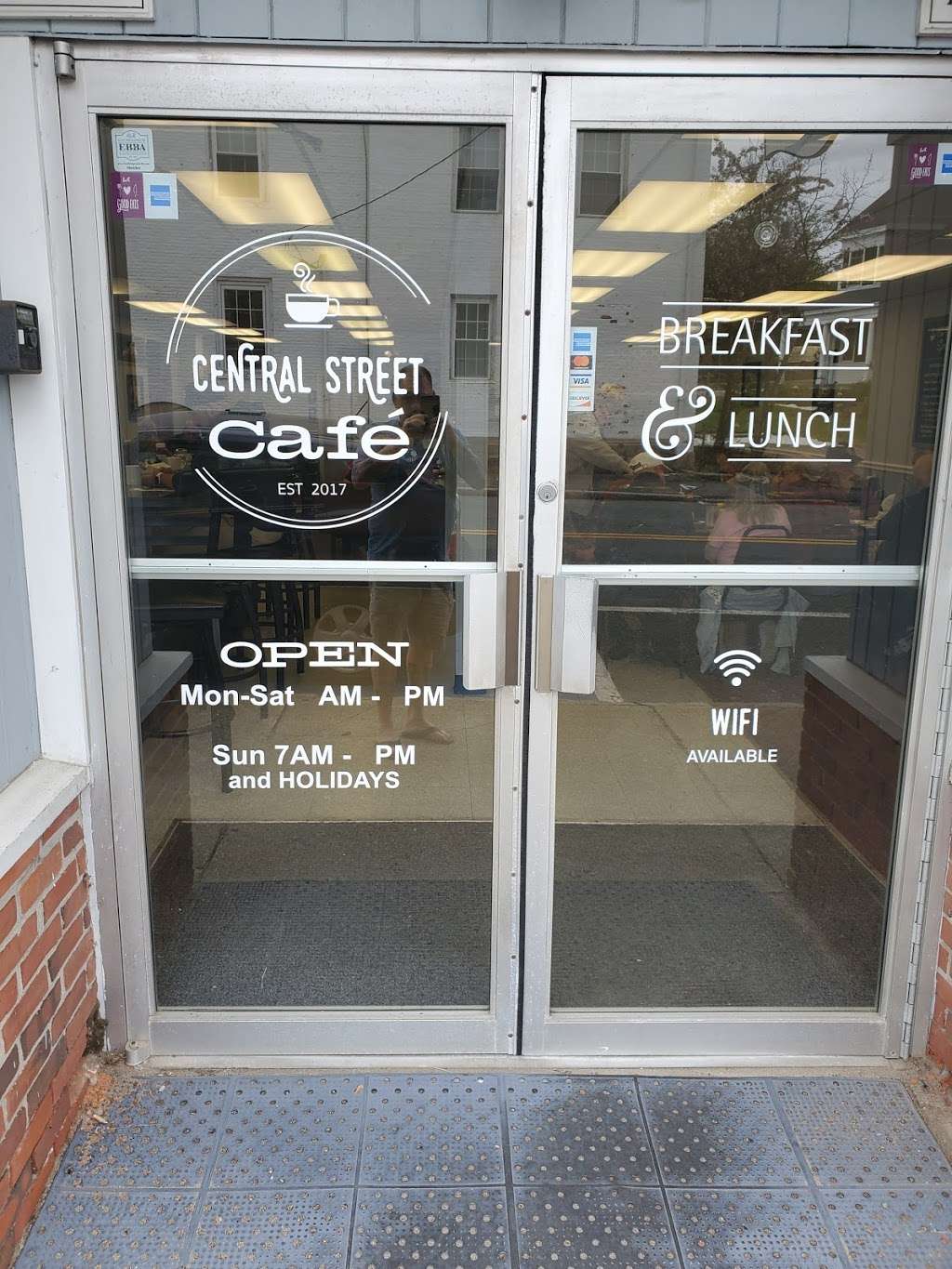 Central Street Café | 31 Central St, East Bridgewater, MA 02333, USA | Phone: (508) 378-4702