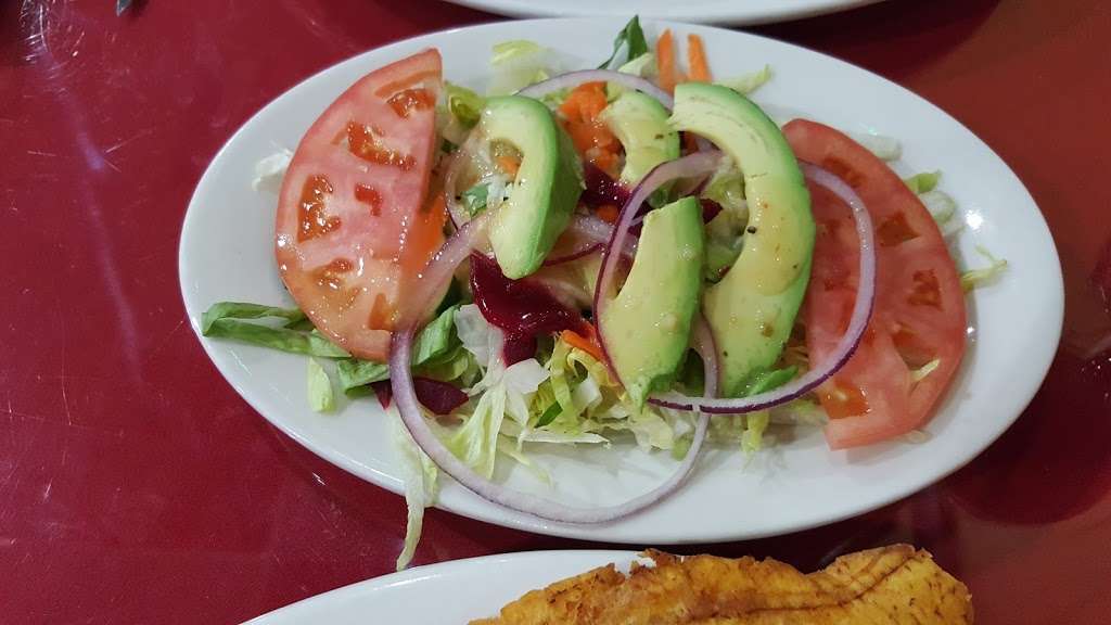 Rinconcito Paisa | 2131, 1976 Forest Ave, Staten Island, NY 10303, USA | Phone: (718) 442-0880