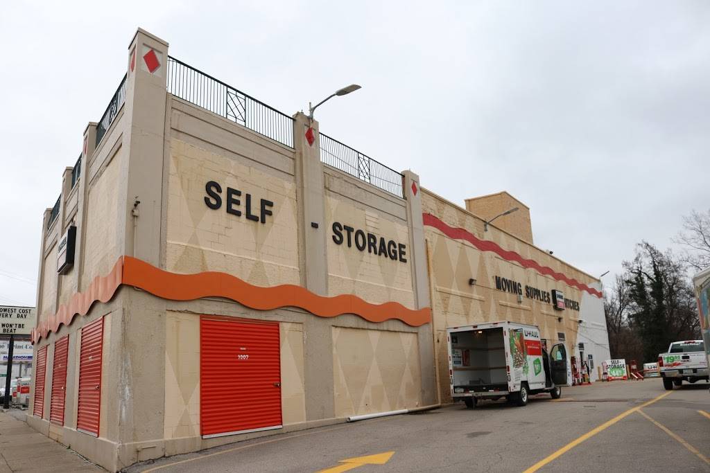 U-Haul Moving & Storage of Walnut Hills | 2320 Gilbert Ave, Cincinnati, OH 45206, USA | Phone: (513) 861-2800