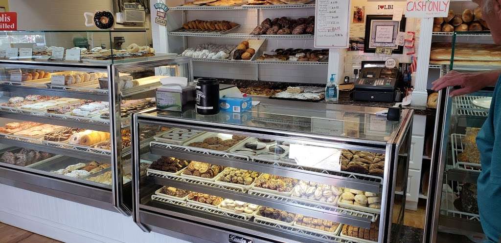 Ferraras Island Bakery | 2900 Long Beach Blvd, Ship Bottom, NJ 08008, USA | Phone: (609) 494-1919