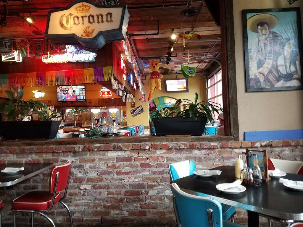 Cafe Del Rio | 1530 N Peachtree Rd, Mesquite, TX 75149, USA | Phone: (972) 329-9560