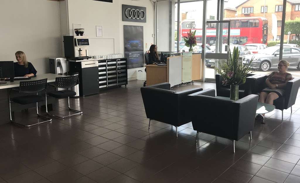 Marshall Beckenham Audi | 237 Croydon Rd, Beckenham BR3 3PT, UK | Phone: 020 3811 0213