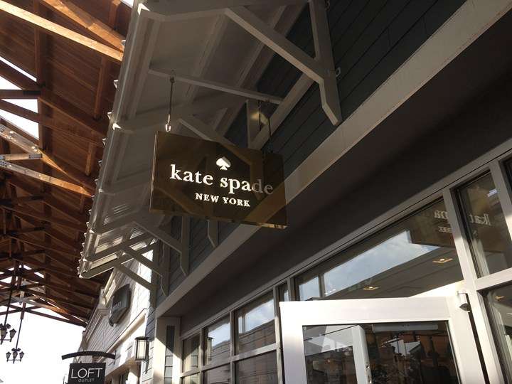 kate spade new york | 80 Premium Outlets Blvd, Merrimack, NH 03054, USA | Phone: (603) 423-0233