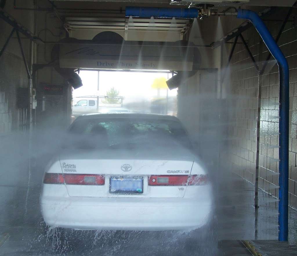 Bobs Car Wash | 1630 Main St, Windsor, CO 80550, USA | Phone: (970) 372-4973