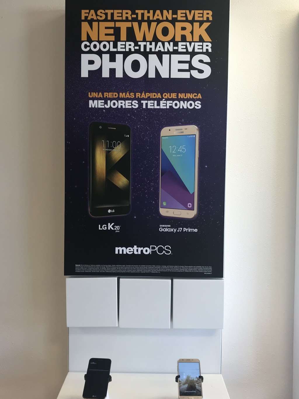 Metro by T-Mobile | 2822 Cochran St, Simi Valley, CA 93065 | Phone: (805) 522-5700