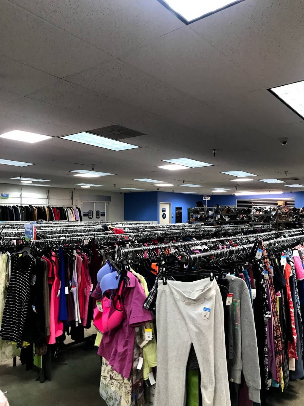 Goodwill Southern California Store & Donation Center | 13550 Ramona Blvd, Baldwin Park, CA 91706, USA | Phone: (626) 373-2820