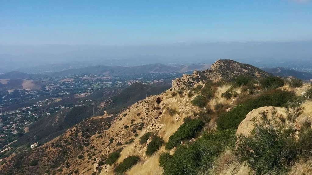 Simi Peak | Oak Park, CA 91377, USA