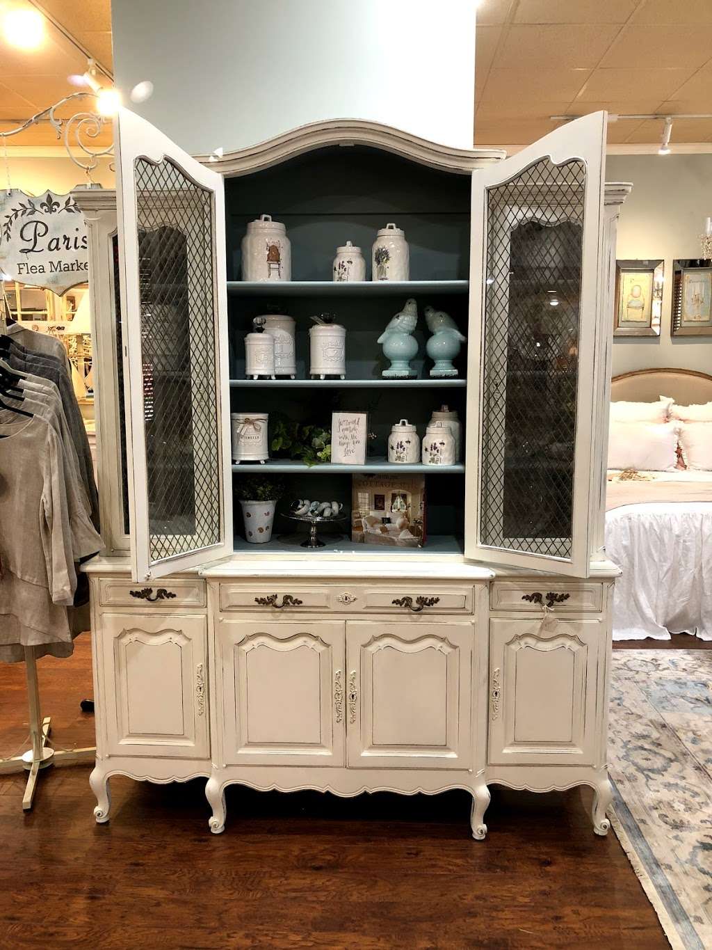 French Courtyard - Home Furnishings & Consignment | 27326 Robinson Rd #101, The Woodlands, TX 77385, USA | Phone: (281) 363-1800