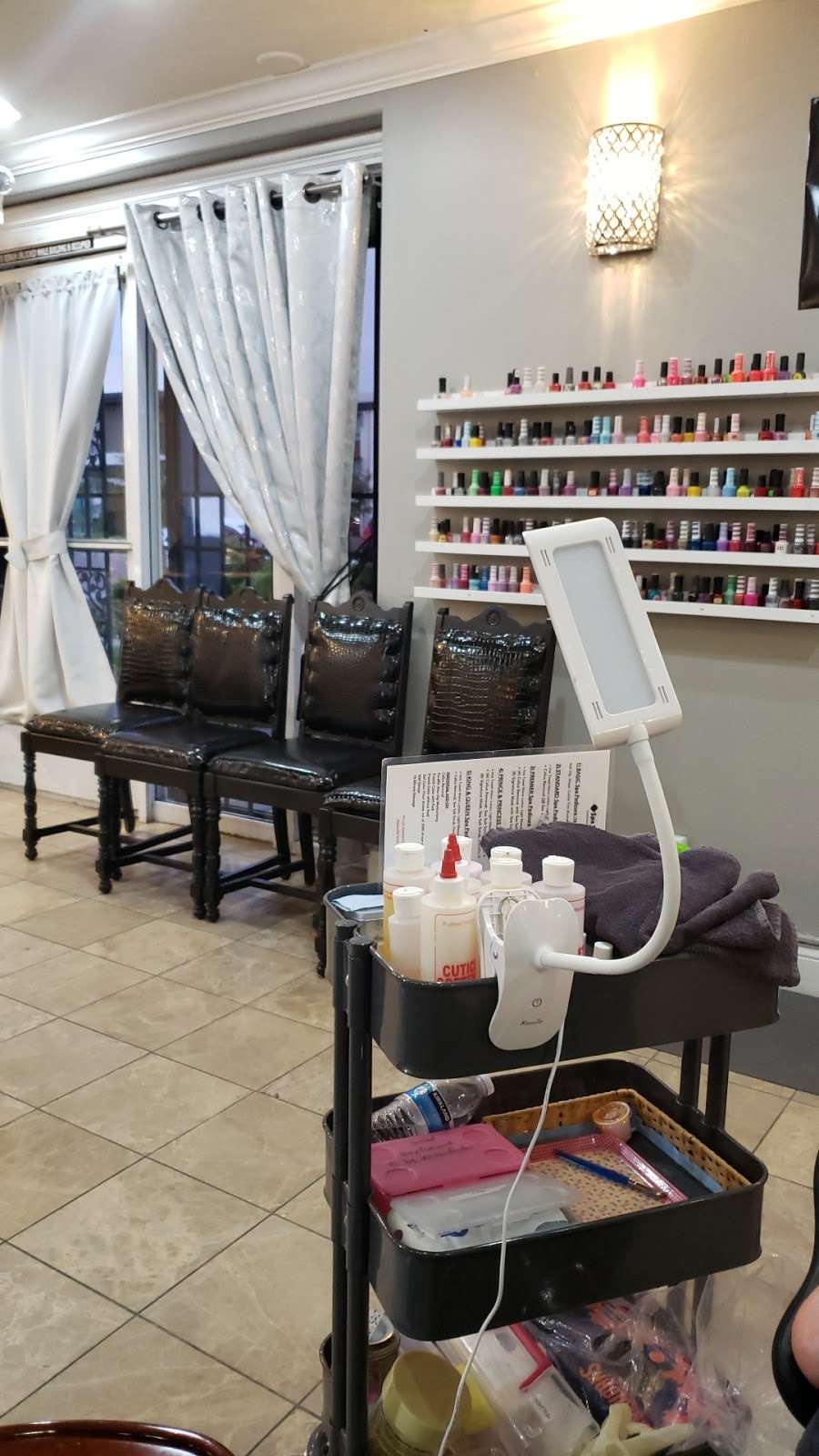 Lisas Nails & Spa | 975 Broadway, Chula Vista, CA 91911, USA | Phone: (619) 476-1023