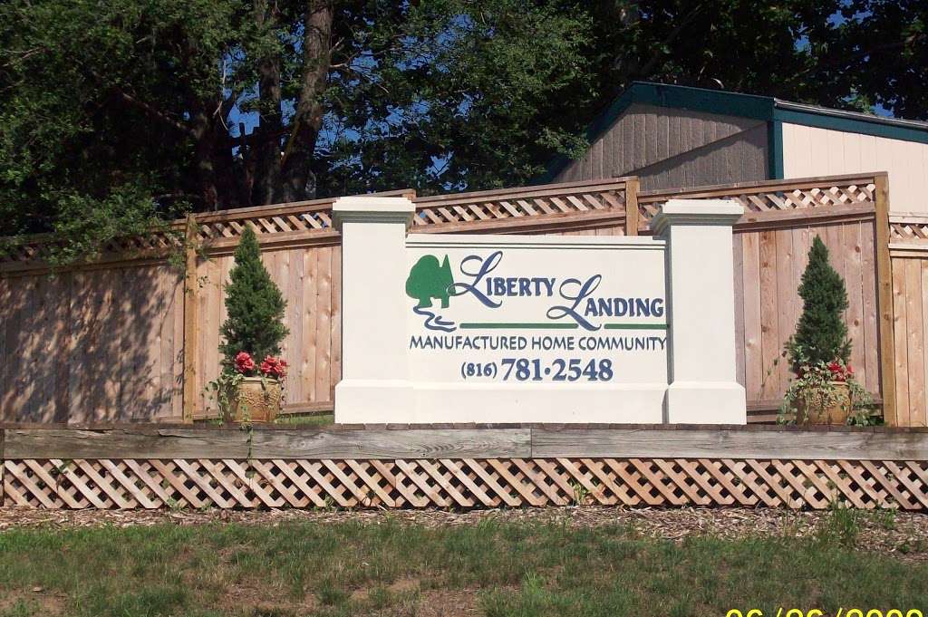 Liberty Landing Manufactured Home Community | 1217 Pier, Liberty, MO 64068, USA | Phone: (816) 781-2548