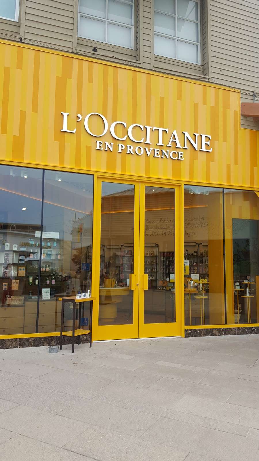 LOCCITANE - THE VILLAGE AT CORTE MADERA, CA | 1536 Redwood Hwy, Corte Madera, CA 94925, USA | Phone: (415) 927-1821