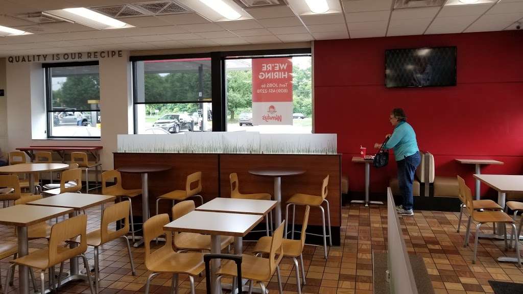 Wendys | 2008 Route 206 South, Bordentown, NJ 08505, USA | Phone: (609) 324-1404