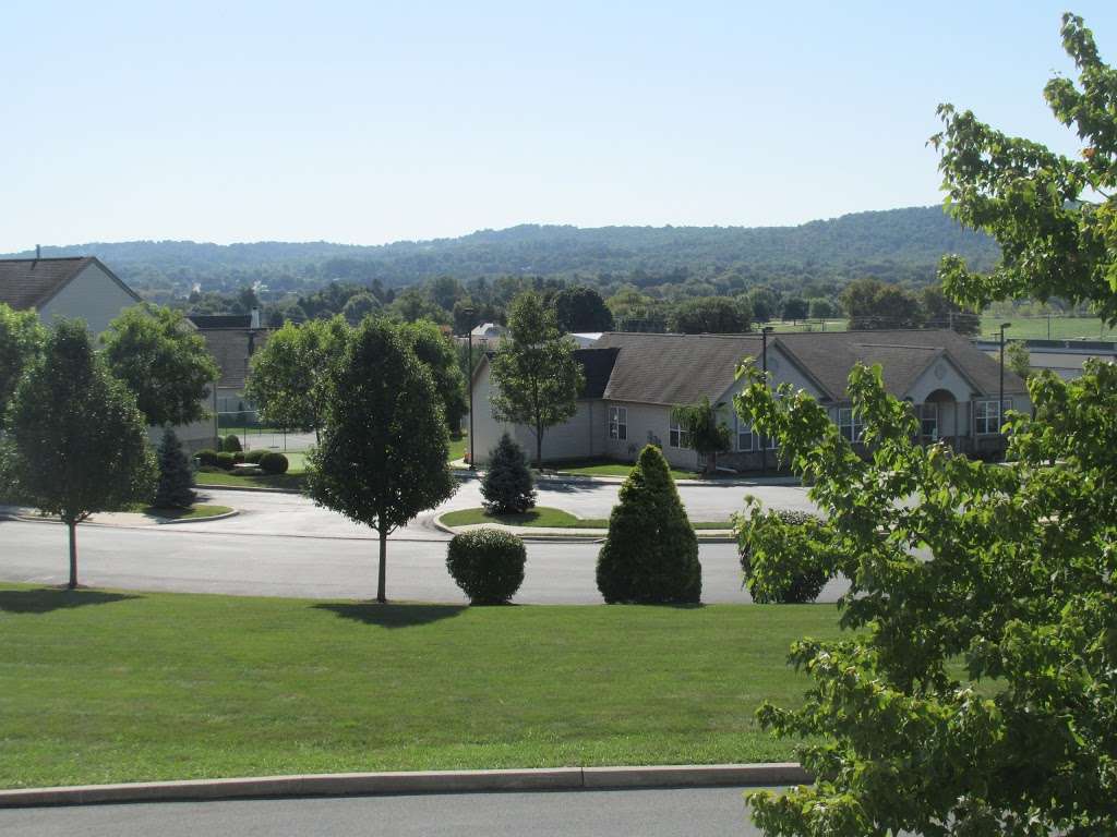 Village At Willow Lane | 6488 Alburtis Rd, Macungie, PA 18062, USA | Phone: (610) 421-8100