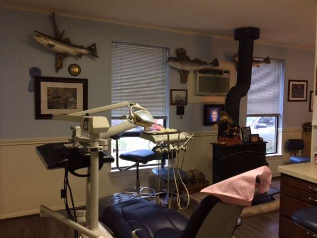 Boyles Family Dentistry, Dr. David Boyles, Dr. Kim Butler | 216 S Johnson St, Alvin, TX 77511, USA | Phone: (281) 331-1223