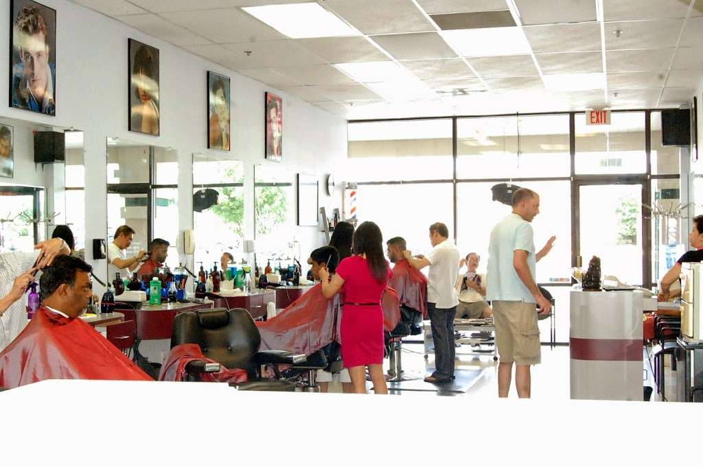 Family Barber | 6434 Landsdowne Centre Dr, Alexandria, VA 22315, USA | Phone: (703) 339-4270