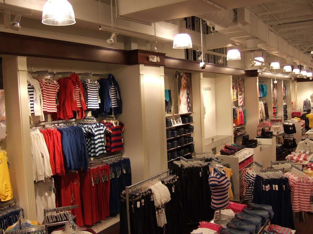 U.S. Polo Assn. Outlet | 651 Kapkowski Rd, Elizabeth, NJ 07201, USA | Phone: (908) 353-5800