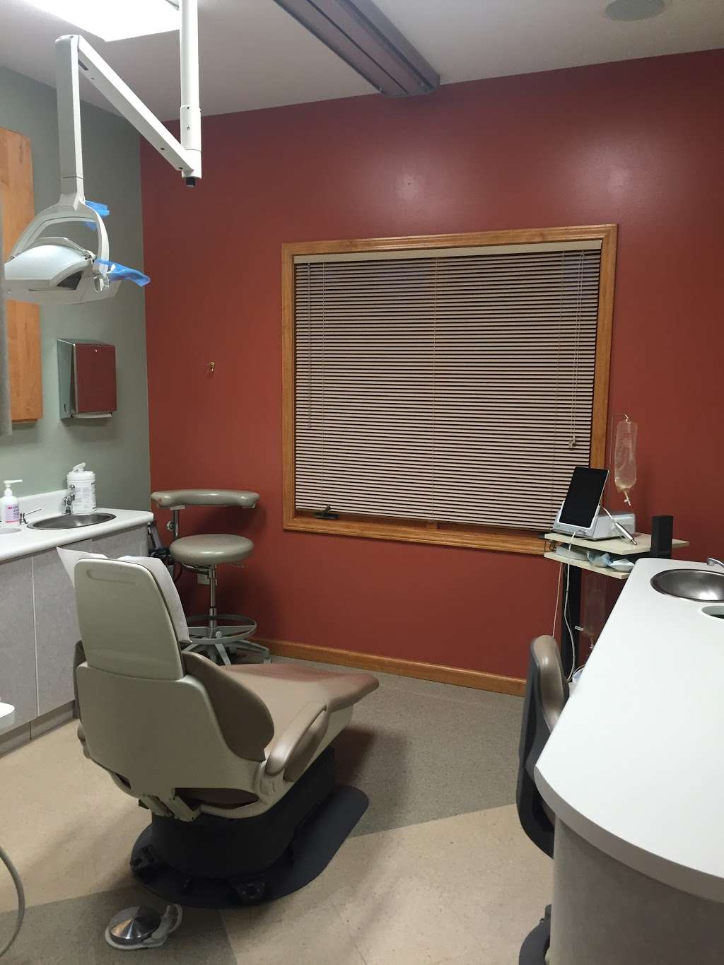 Gregory E. Phillips, DDS, MSD, PC | 3180 Middle Rd, Columbus, IN 47203 | Phone: (812) 372-2141