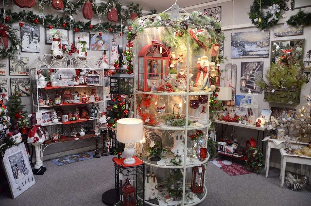 Seasons Of The Heart Gift Shoppe | 2115 W 67th St, Anderson, IN 46013, USA | Phone: (765) 642-0502