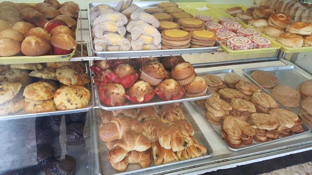 Ojarasca Bakery | 1011 76th St, Houston, TX 77012, USA | Phone: (713) 926-9000