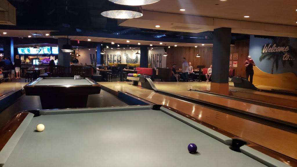 Splitsville | 615 Channelside Dr Suite 120, Tampa, FL 33602, USA | Phone: (813) 514-2695