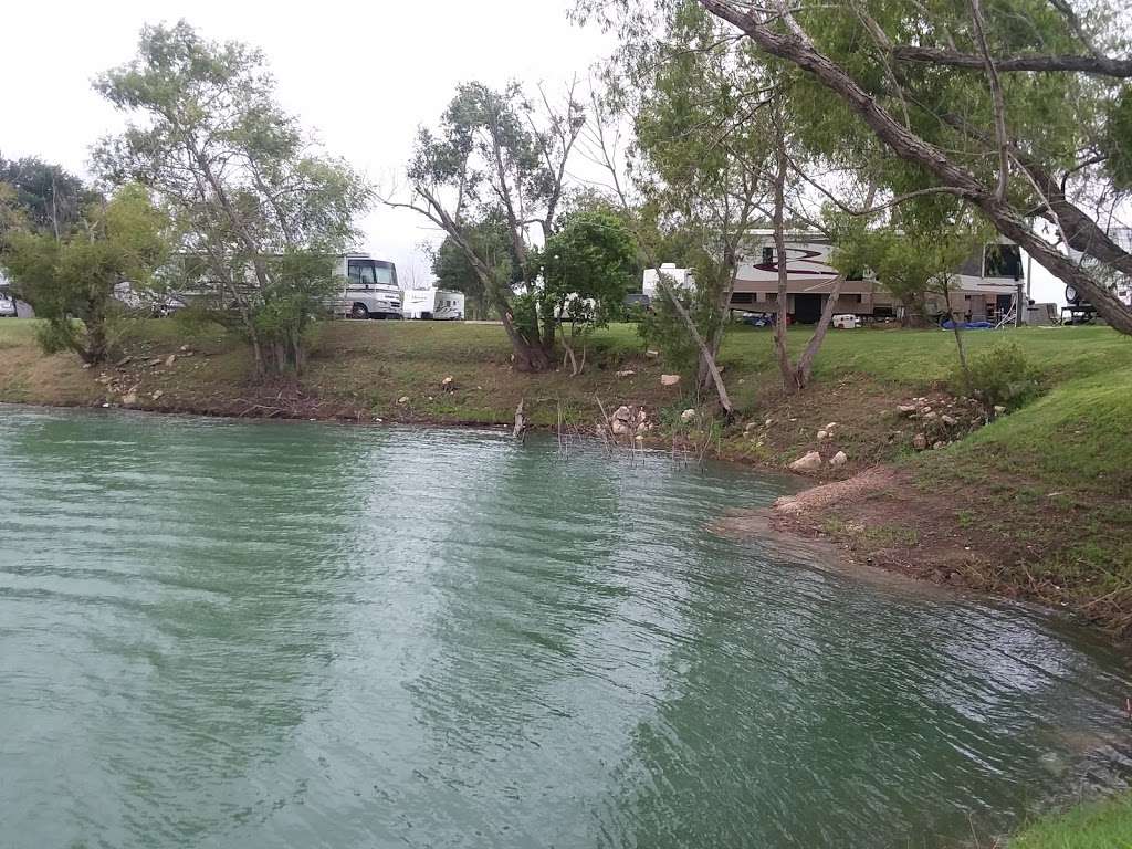 Twin Lakes RV Resort | 19400 Hwy 6, Manvel, TX 77578, USA | Phone: (281) 489-4225