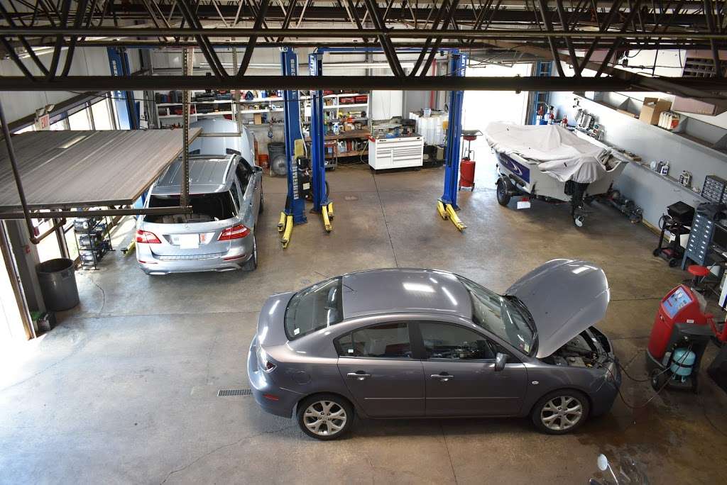 JERS Automotive | Glenview Car Repair | Glenview Mechanic | Oil  | 1870 Johns Dr, Glenview, IL 60025, USA | Phone: (847) 657-8900