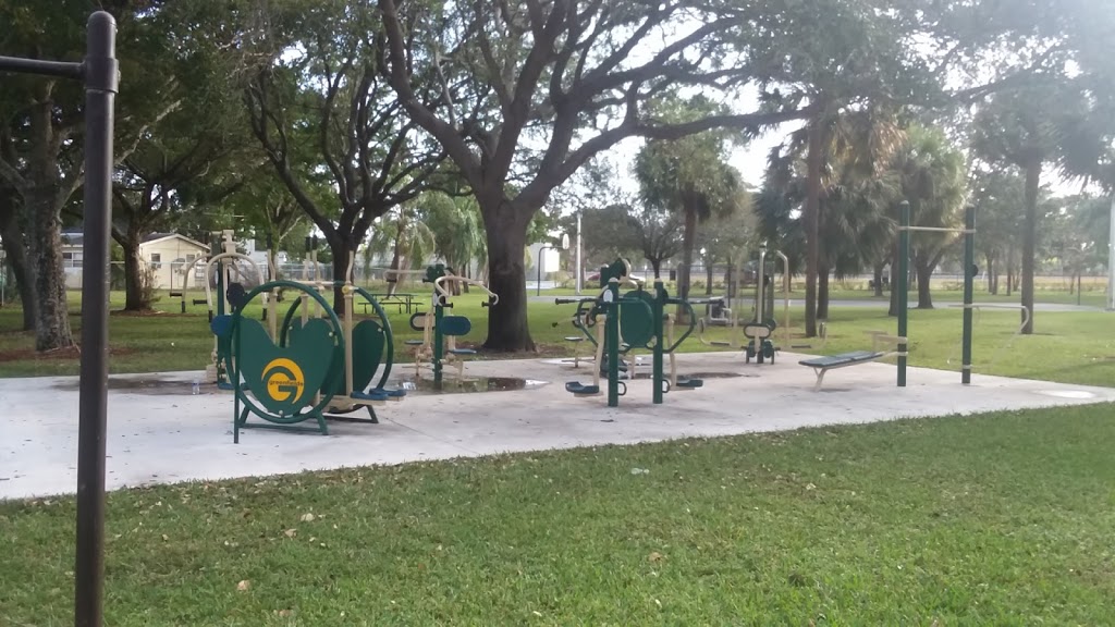 Chester Byrd Park | 1021 SW 12th Ave, Dania Beach, FL 33004, USA