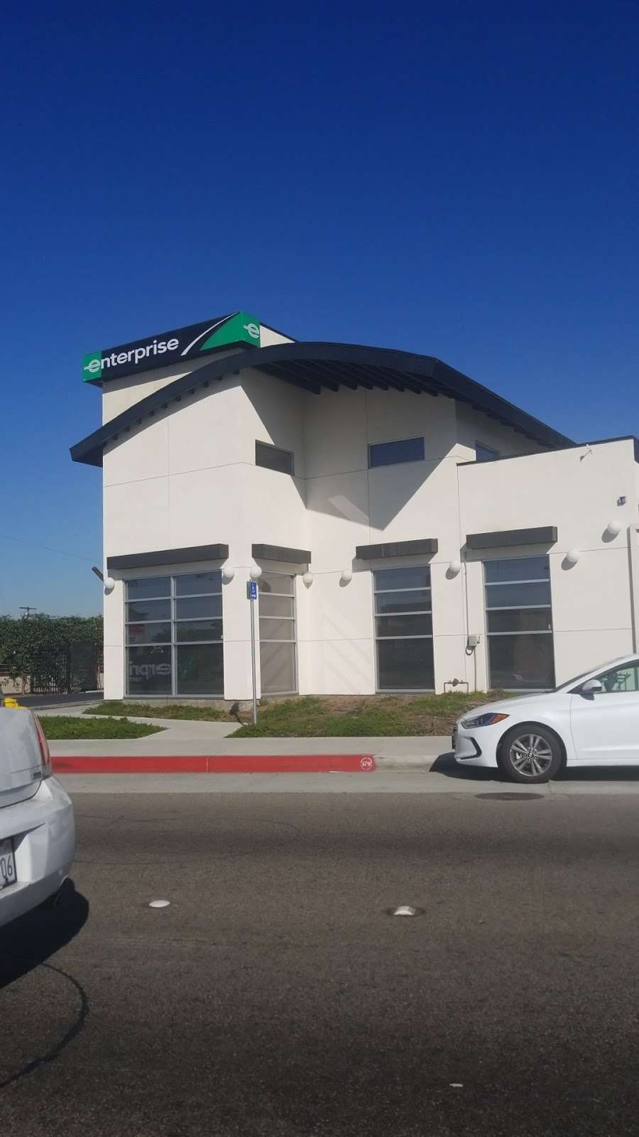 Enterprise Rent-A-Car | 1475 W Redondo Beach Blvd, Gardena, CA 90247, USA | Phone: (310) 323-2121