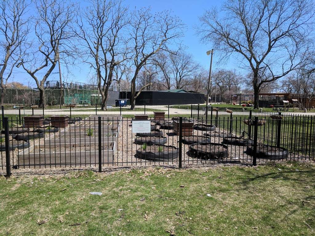 Lakeview Community Gardens At Diversey | N Lake Shore Dr, Chicago, IL 60657