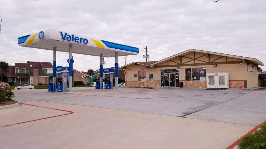 Valero C-Store | 7428 Stewart Rd, Galveston, TX 77551