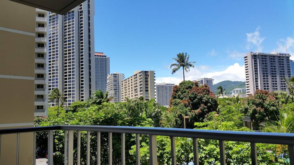 Big Surf Condo-Apartments | 1690 Ala Moana Blvd, Honolulu, HI 96815, USA | Phone: (808) 258-6009