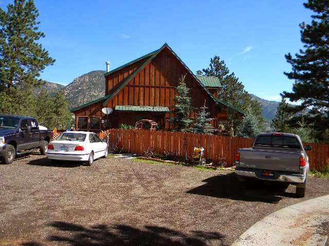 Little Elk Meadows Lodge Bed and Breakfast | 12307 US-36, Lyons, CO 80540, USA | Phone: (303) 823-6161