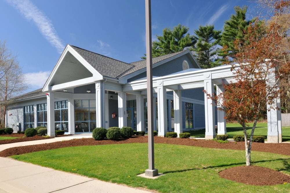 Paul Pettinato, MD | 545 Bedford St, Bridgewater, MA 02324, USA | Phone: (508) 697-3677