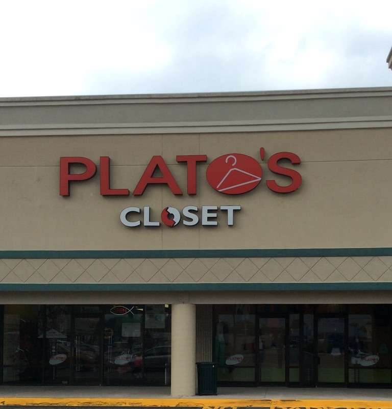 Platos Closet Indianapolis | 9391 E Washington St, Indianapolis, IN 46229, USA | Phone: (317) 895-1930