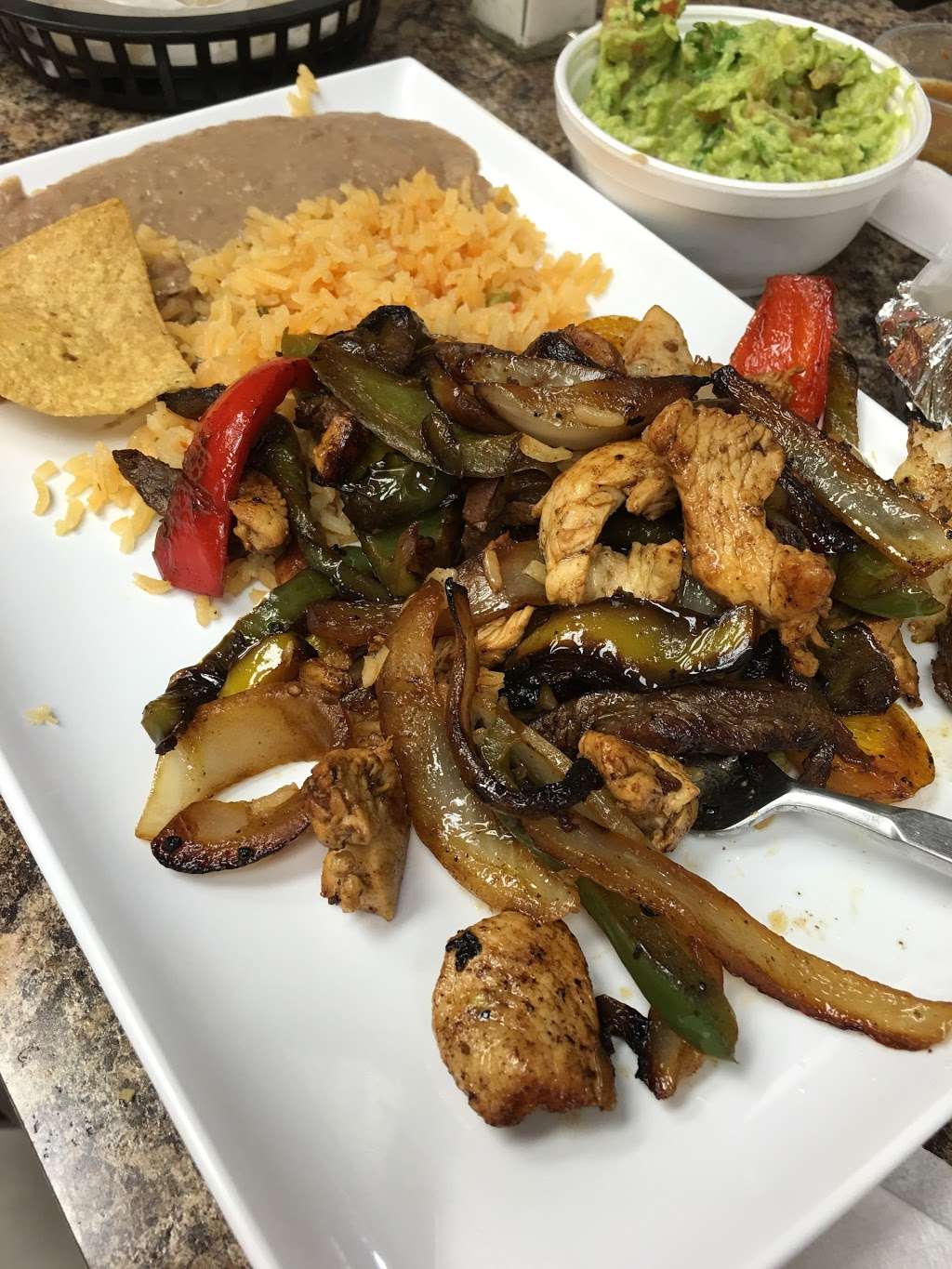 Sabroso Burrito | 704 E Higgins Rd, Schaumburg, IL 60173, USA | Phone: (847) 884-0498