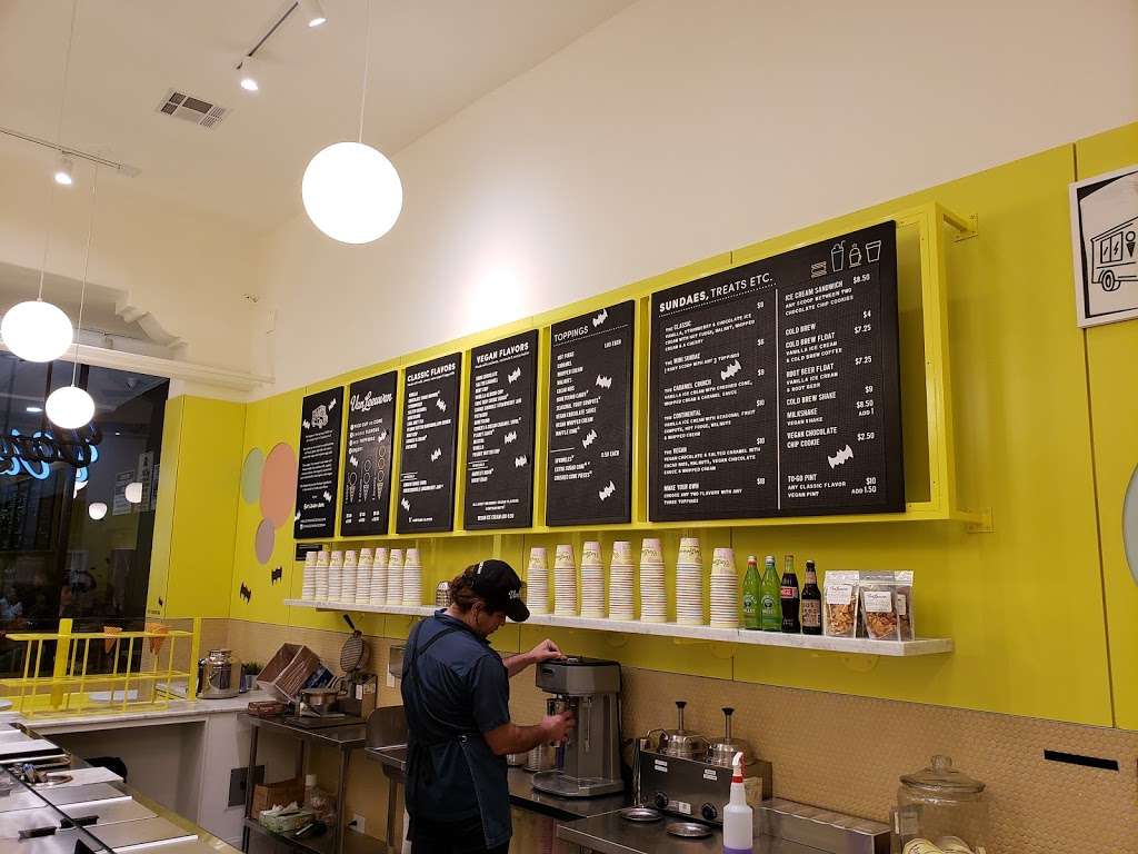 Van Leeuwen Ice Cream | 2925 Sunset Blvd, Los Angeles, CA 90026, USA