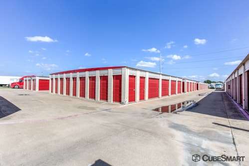 CubeSmart Self Storage | 1350 N 1st St, Garland, TX 75040, USA | Phone: (972) 272-7272