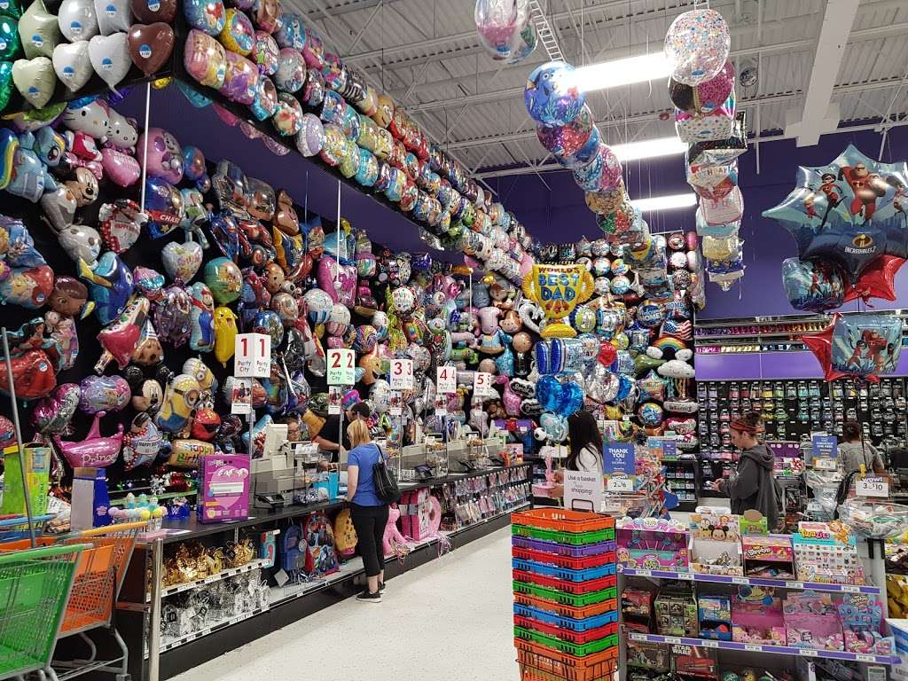 Party City | 8 Mystic View Rd, Everett, MA 02149, USA | Phone: (617) 387-0061