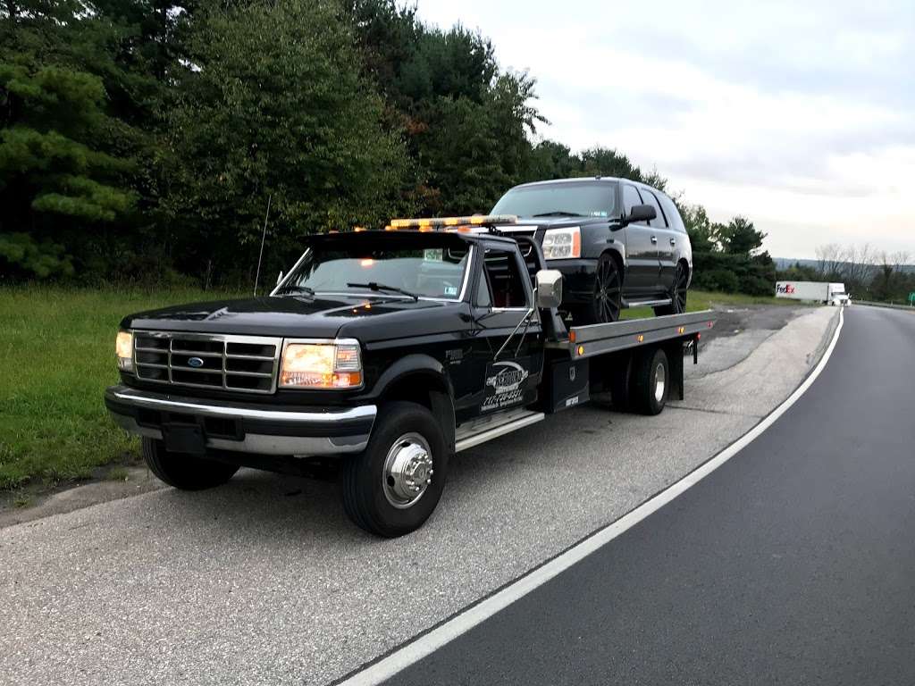 Rebound Towing & Recovery, LLC | 7496 Hillside Dr, Spring Grove, PA 17362, USA | Phone: (717) 739-8331