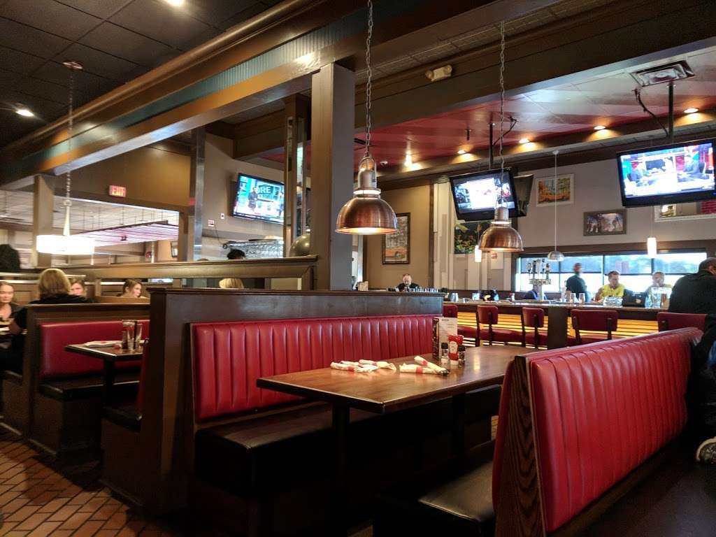 TGI Fridays | 5933 Caravan Ct, Orlando, FL 32819, USA | Phone: (407) 903-0338