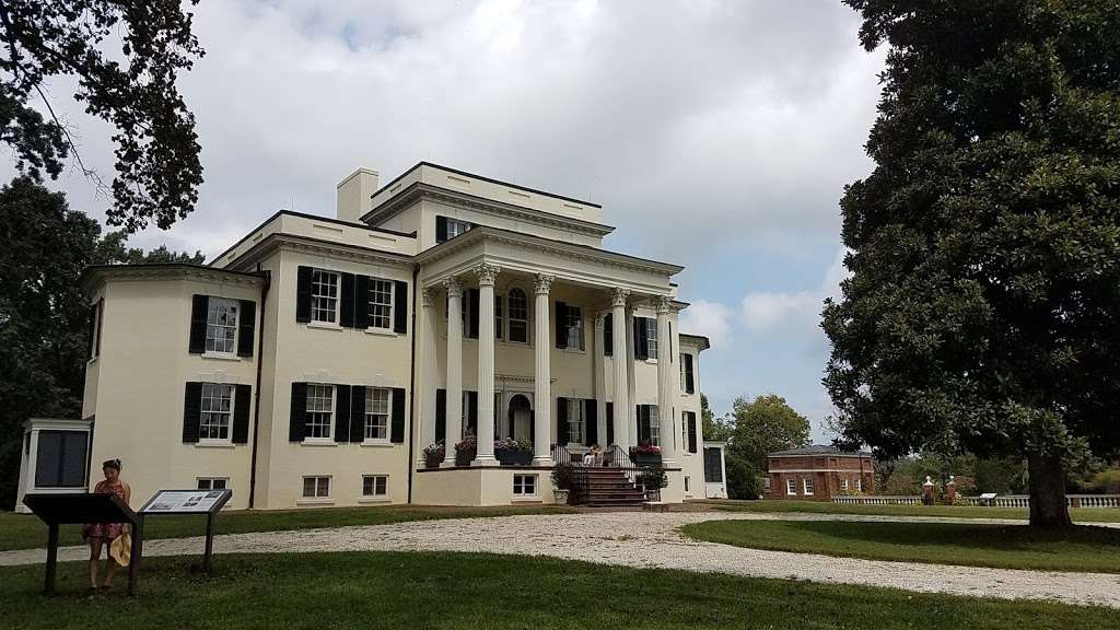 Oatland Historic Mansion | Leesburg, VA 20175, USA