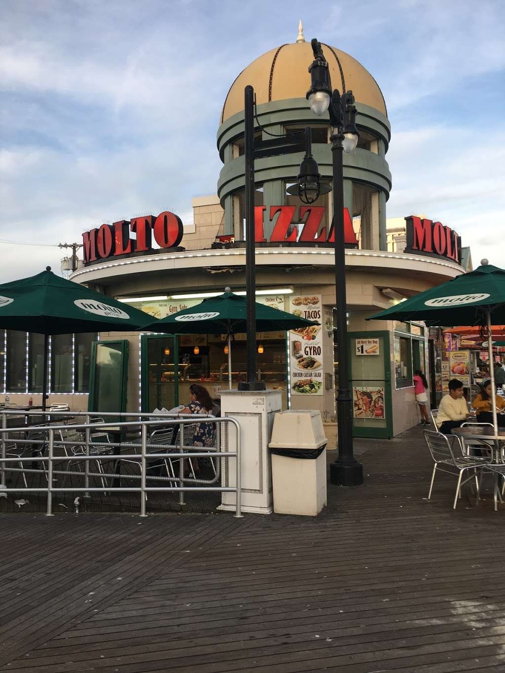 Molto Pizza | 2529 Boardwalk, Atlantic City, NJ 08401, USA | Phone: (609) 428-7280