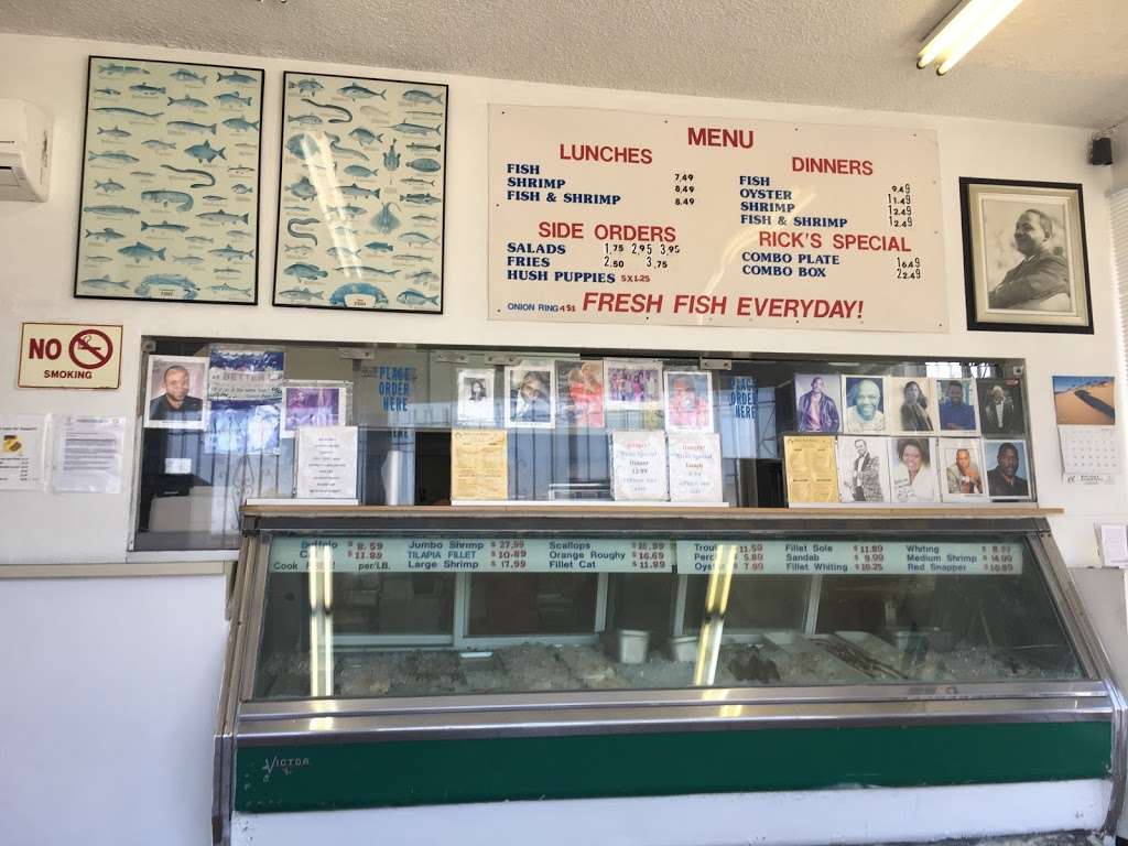 Ricks Fish & Seafood Market | 4750 W Washington Blvd, Los Angeles, CA 90016, USA | Phone: (323) 937-4180