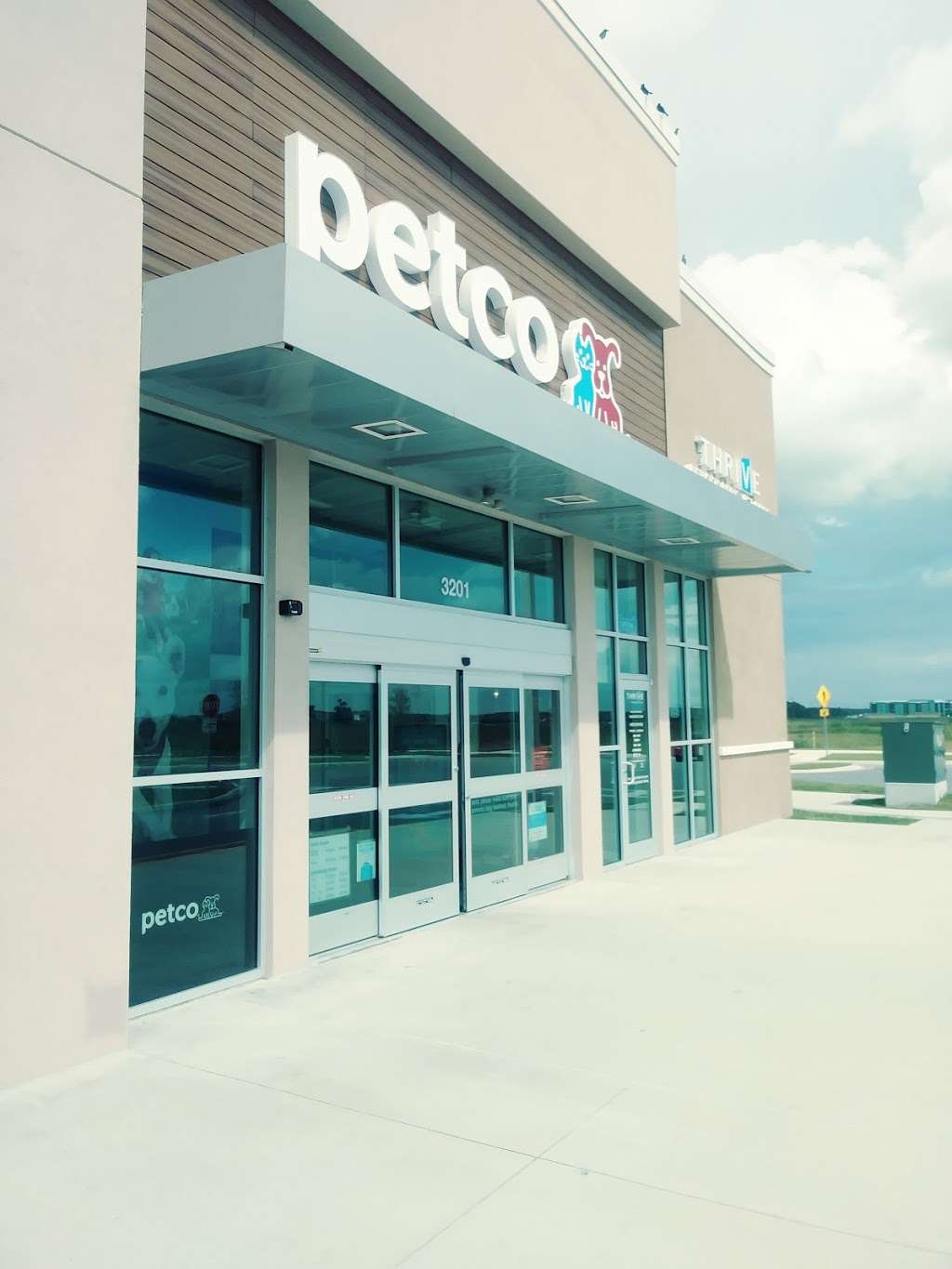 Petco | 3201 Vineland Rd, Kissimmee, FL 34746, USA | Phone: (407) 606-0037