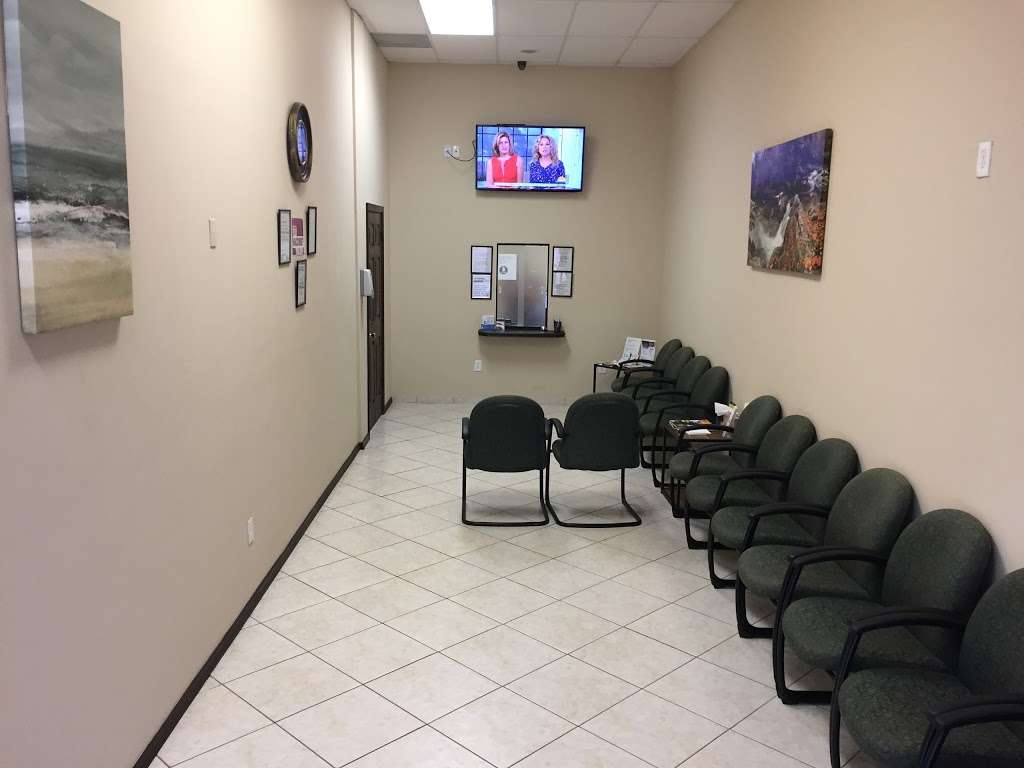 Khan Medical Clinic / Voss Family Clinic | 11920 Hwy 6 #1500, Sugar Land, TX 77498 | Phone: (281) 617-8671