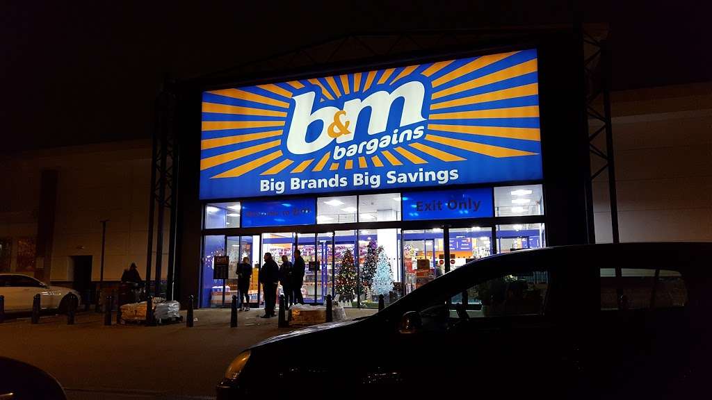 B&M Store | Unit E Stone Lake Retail Park, London SE7 8LU, UK | Phone: 0330 838 9018