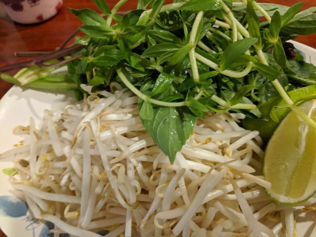 Pho Hoa Cau | 7360 Westminster Blvd, Westminster, CA 92683, USA | Phone: (714) 373-2010